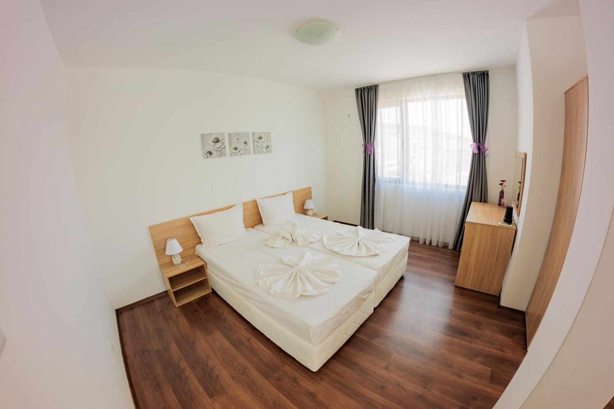 Black Sea Apartments Sveti Vlas Eksteriør bilde